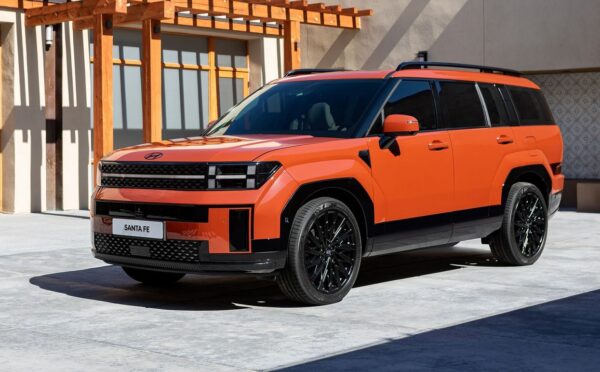 Xe gầm cao 7 chỗ giá 1 tỷ: Everest, CR-V, Santa Fe