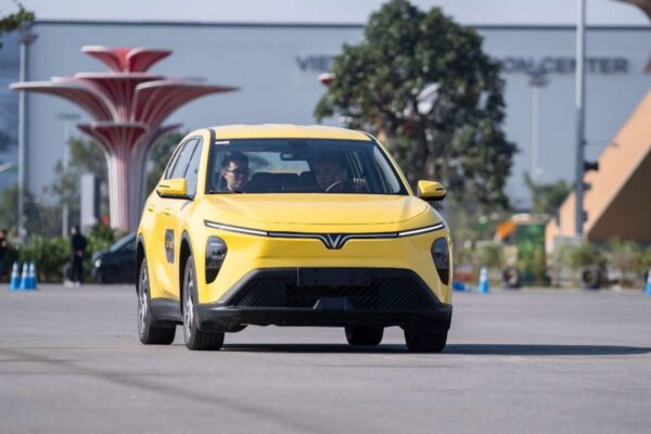 Tháng 3/2026: Xe điện bùng nổ, VinFast dẫn đầu