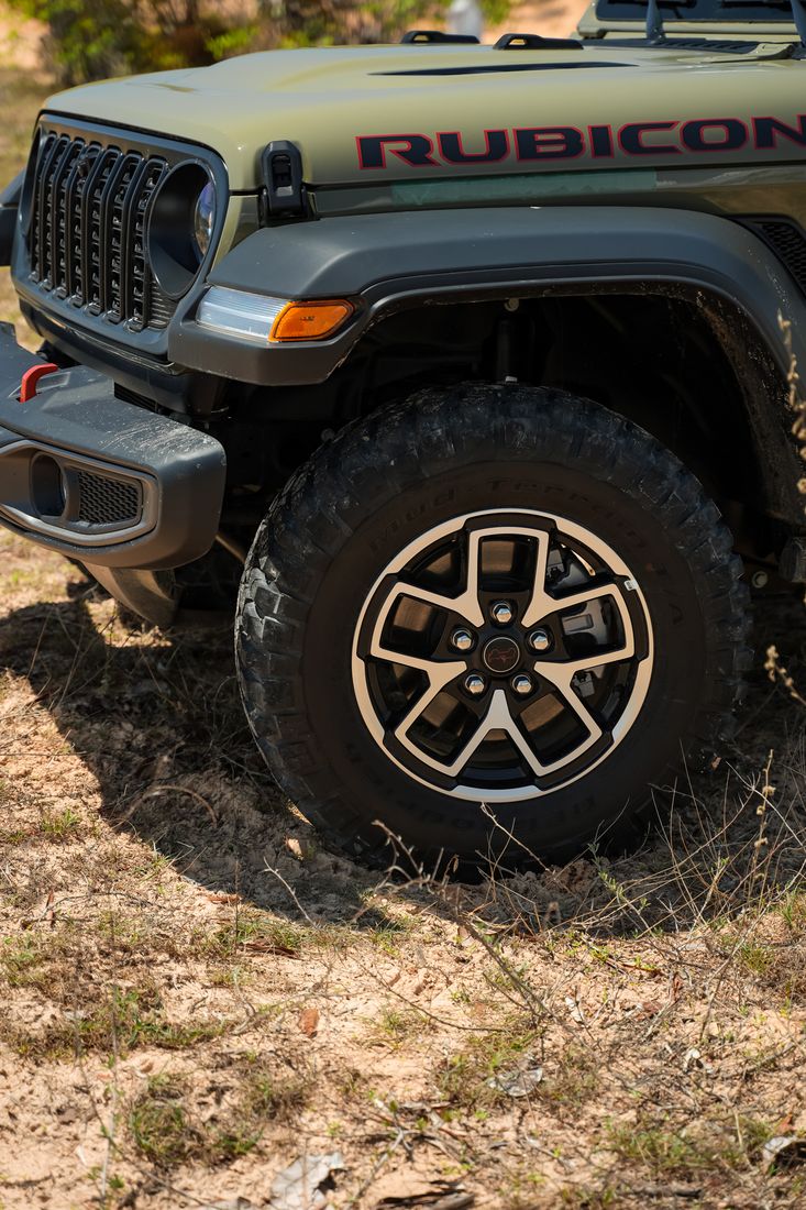 Jeep Wrangler 2026 chính thức ra mắt do THACO phân phối