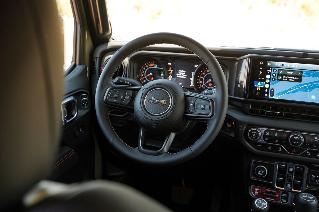 Jeep Wrangler 2026 chính thức ra mắt do THACO phân phối