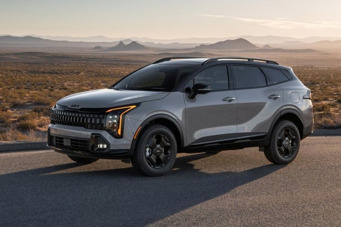 Loạt ô tô gầm cao và hybrid đổ bộ Việt Nam trong tháng 6