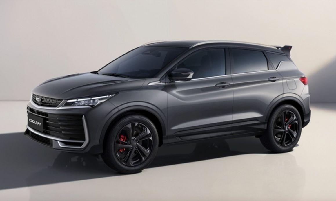 Loạt ô tô gầm cao và hybrid đổ bộ Việt Nam trong tháng 6
