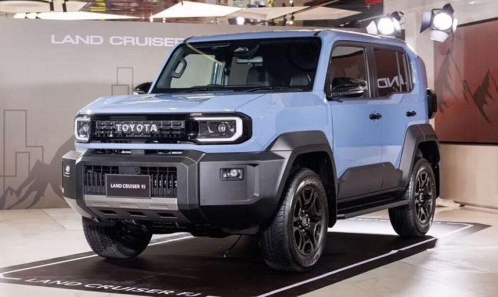 Toyota Land Cruiser FJ cỡ nhỏ sắp ra mắt tại Việt Nam