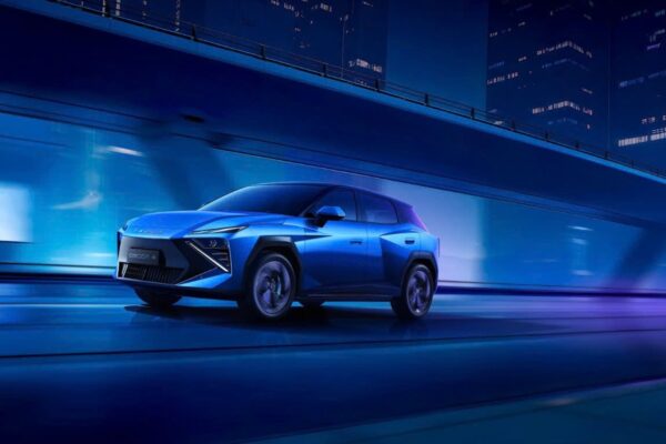 Omoda O4 EV ra mắt tại Indonesia, mẫu xe điện định vị AI đầu tiên của Omoda & Jaecoo