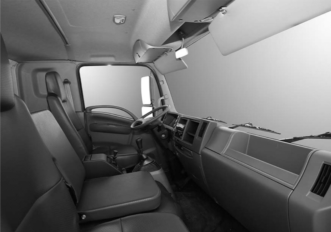 Nội thất cabin xe tải Isuzu