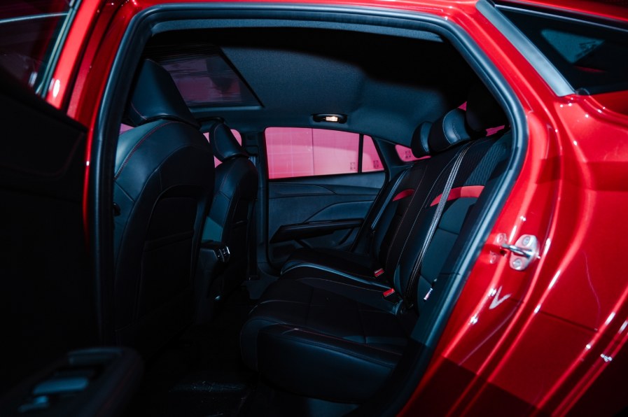 Hàng ghế sau của MG GT